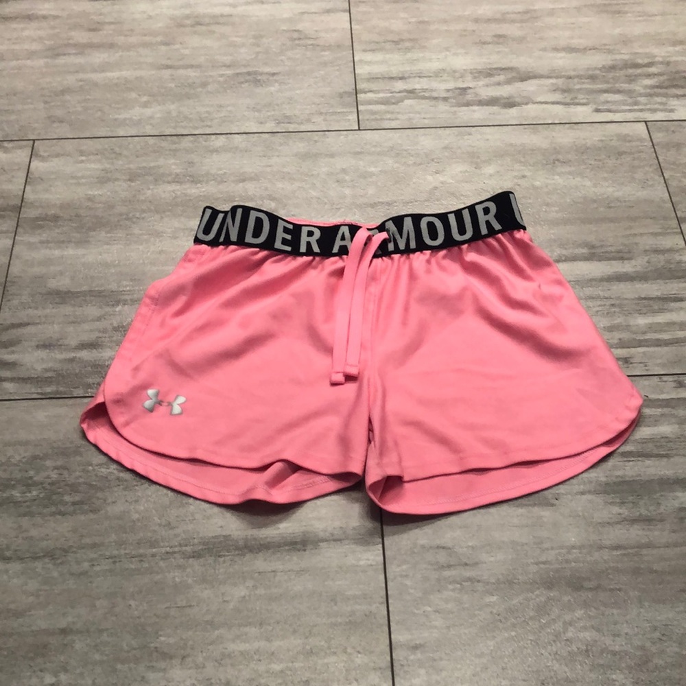 Girls youth medium neon pink Under Armour shorts.